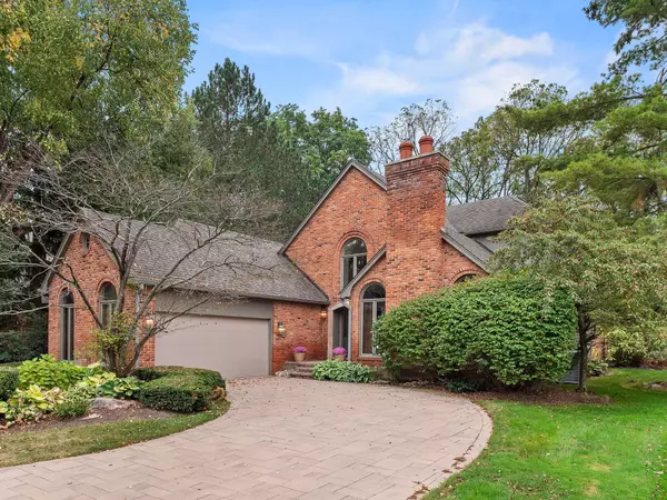 170 KIRKWOOD Court, Bloomfield Hills, MI 48304 2926