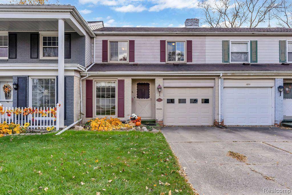 Flint, MI 48507 2253,1849 LAUREL OAK Drive