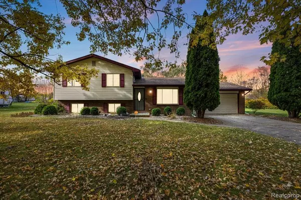 1159 N LINDEN Road, Flint, MI 48532 2370