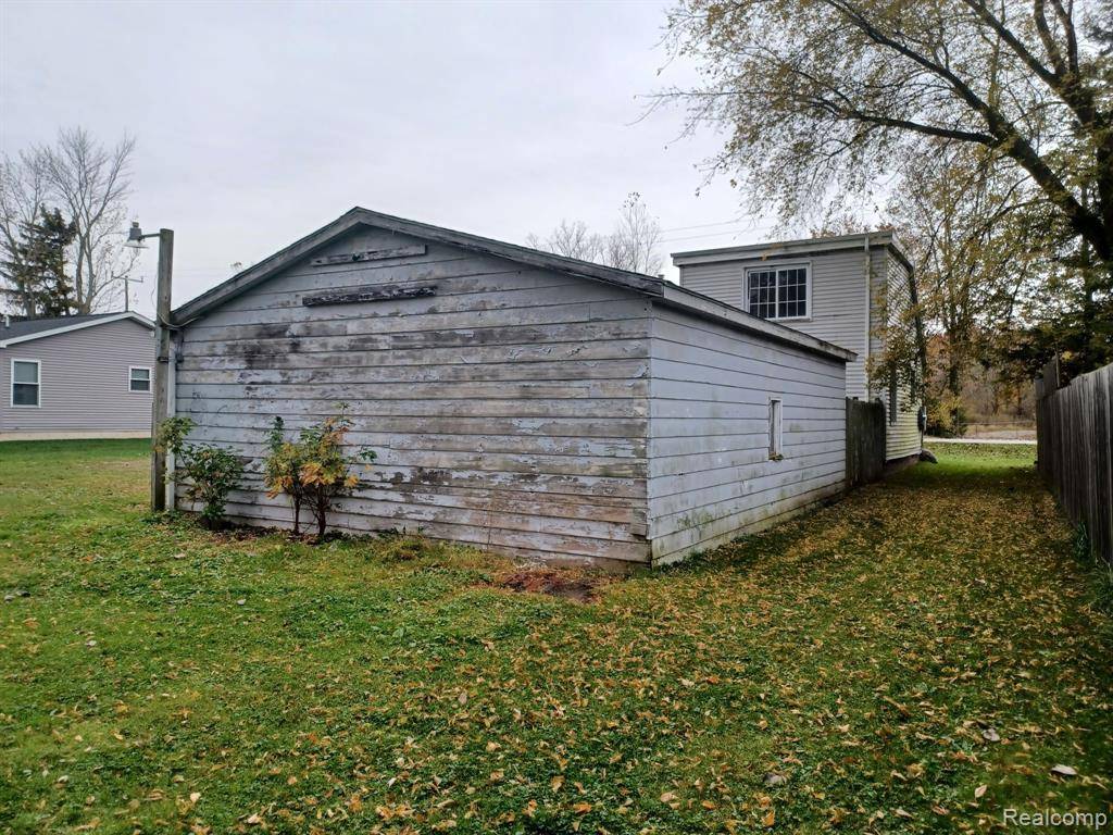 Kimball, MI 48074 2714,1916 LELAND Road