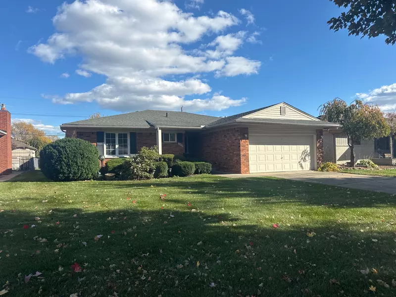 35432 ELLSWORTH Drive, Sterling Heights, MI 48312 3722