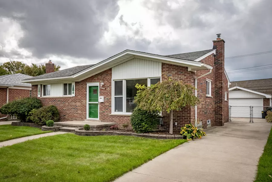 29313 ELMWOOD, Saint Clair Shores, MI 48081 3008