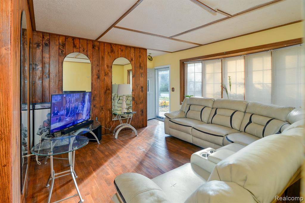 Romulus, MI 48174 3026,15029 HARRISON
