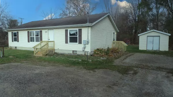 2317 Imlay City Road, Lapeer, MI 48446 3265