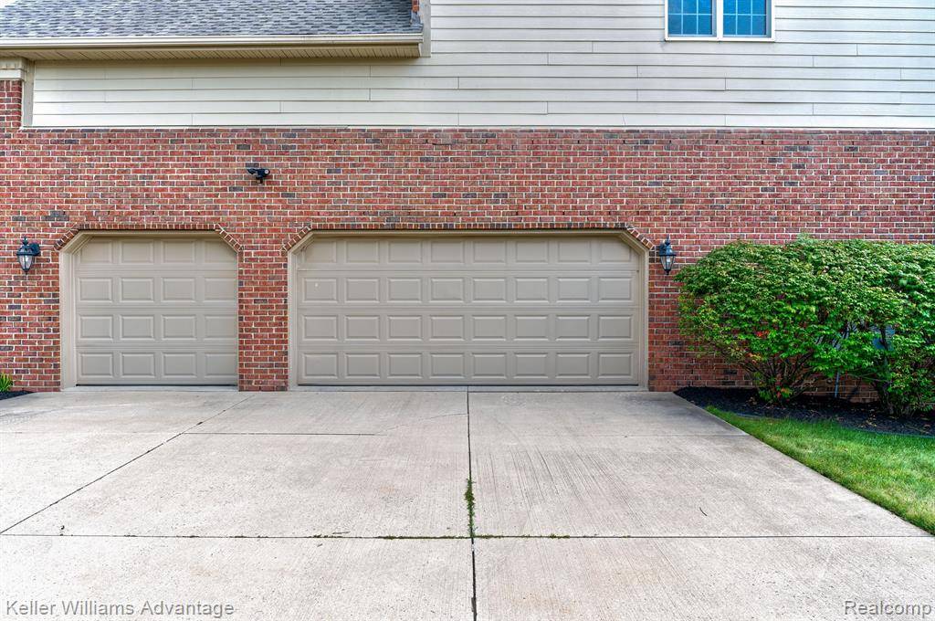 Northville, MI 48168 6807,50463 Rose Terrace