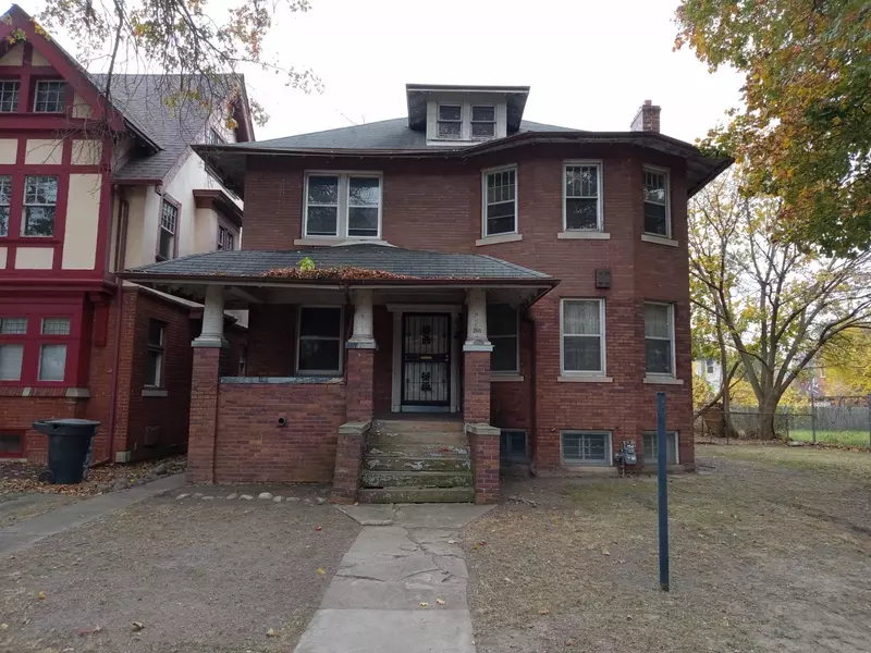 266 ALGER Street, Detroit, MI 48202 2102