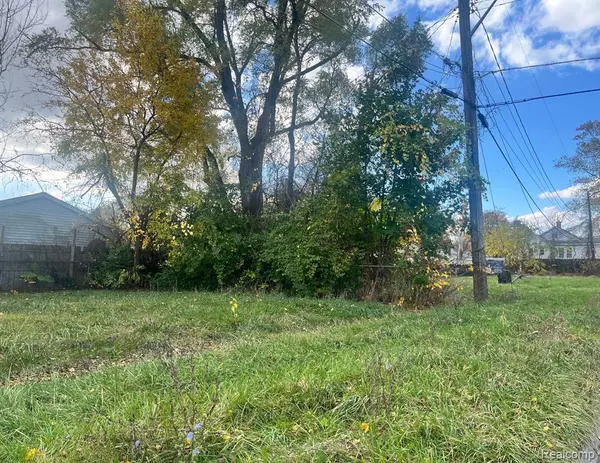 Monroe, MI 48161 1125,16 LIBERTY Court