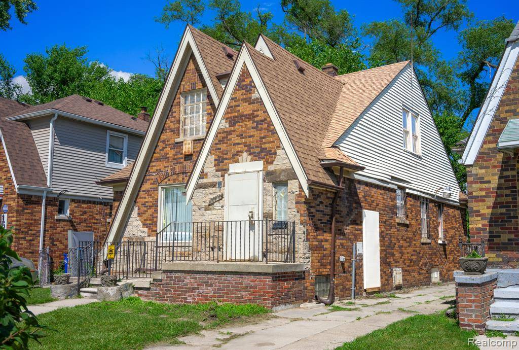 Detroit, MI 48235 4019,16176 TRACEY Street