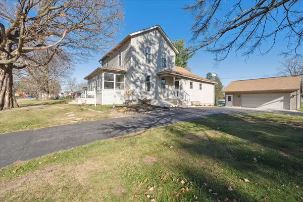 935 HADDEN Avenue, Howell, MI 48843 2629