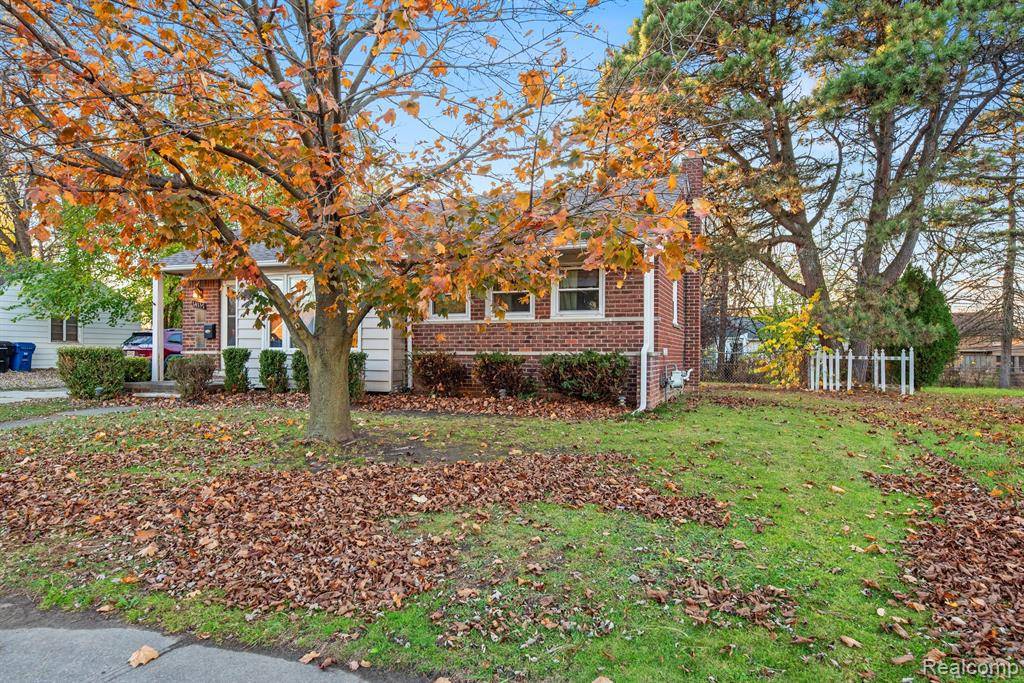 Redford, MI 48239 2952,14137 BEECH DALY Road