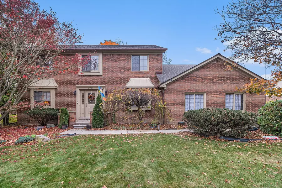 25309 BRIDLEPATH Lane, Farmington Hills, MI 48335 1703