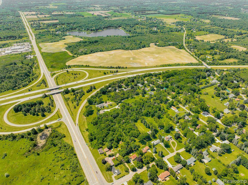 1214 S LAPEER Road, Lapeer, MI 48446 3704