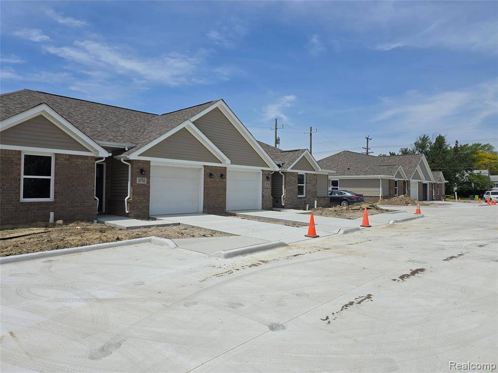 Roseville, MI 48066,18750 14 MILE Road
