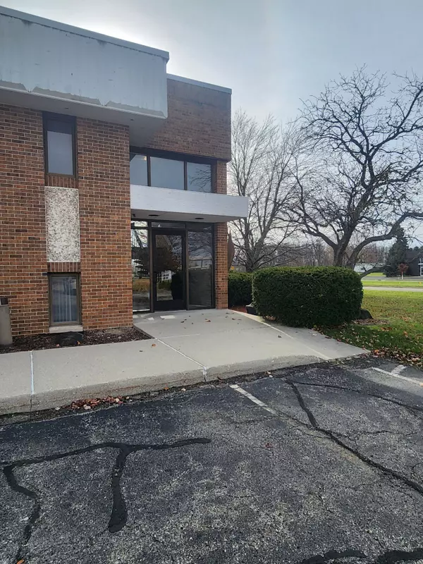 Lansing, MI 48906 2177,3800 CAPITAL CITY Boulevard