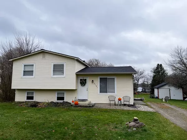 2191 STONESTHROW Drive, Lapeer, MI 48446 9026