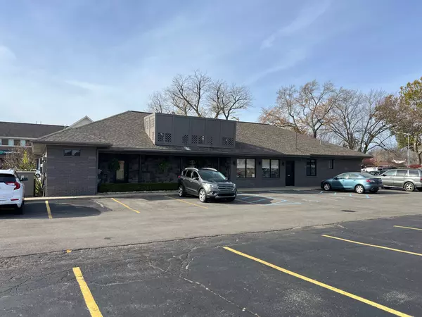 Saint Clair Shores, MI 48081 2109,25630 LITTLE MACK Avenue