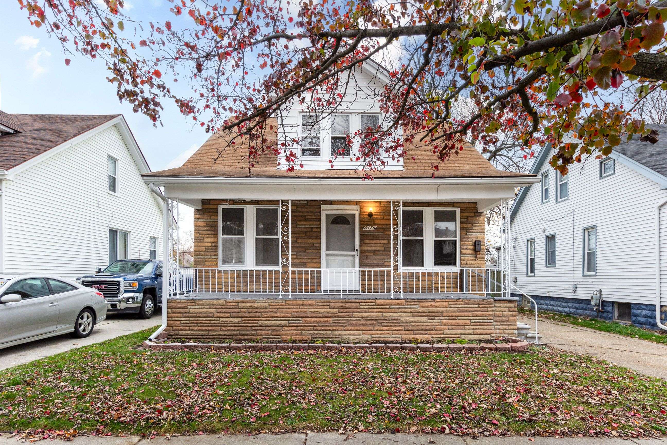 8175 CENTRAL, Center Line, MI 48015 1839