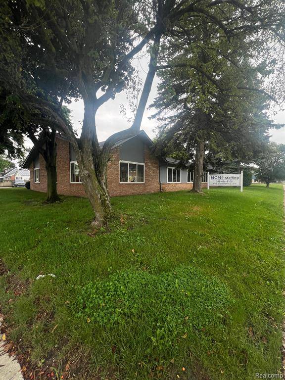 Madison Heights, MI 48071 3219,415 W 11 Mile Road