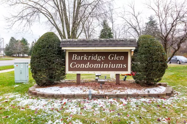 Westland, MI 48185 3205,37530 BARKRIDGE Circle