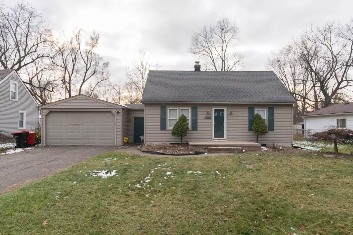 Southfield, MI 48033 3504,22147 POINCIANA Street