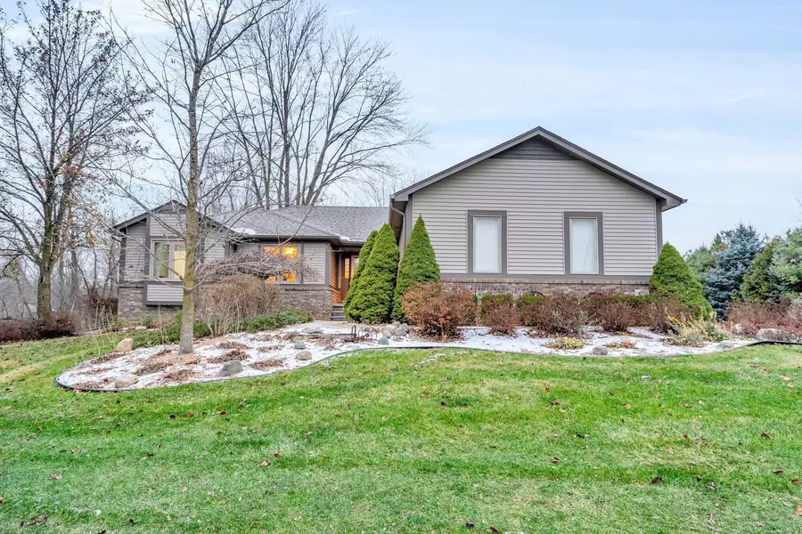 4940 SANDHILL Road, Almont, MI 48003 8315