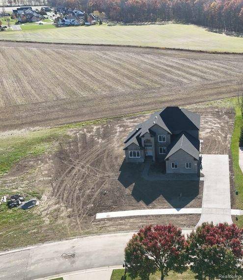 8213 HUNTERS RIDGE Drive, Newport, MI 48166 7837