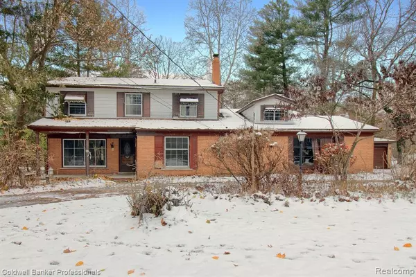 21875 BEECH Road, Southfield, MI 48033 5909