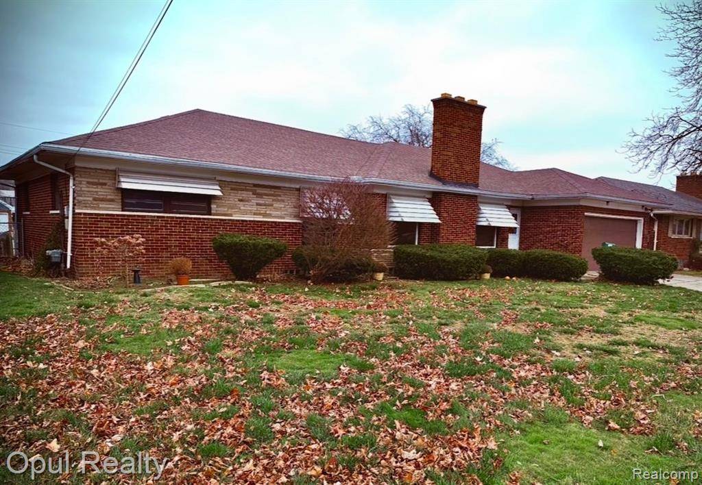 22441 LAKECREST Street, Saint Clair Shores, MI 48081 2457