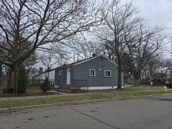 93 E COLGATE Avenue, Pontiac, MI 48340 1224