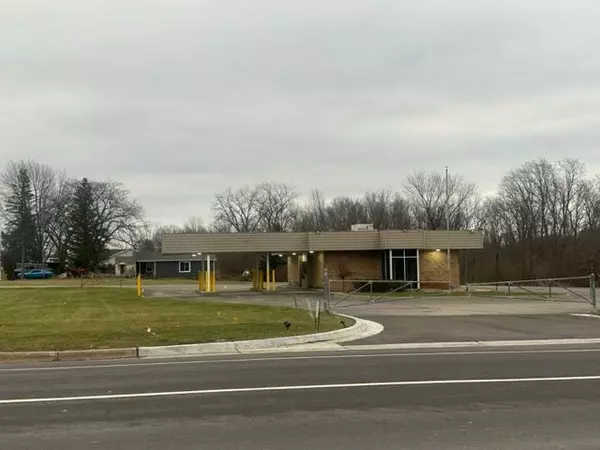 Fenton, MI 48430 9643,11293 TORREY Road