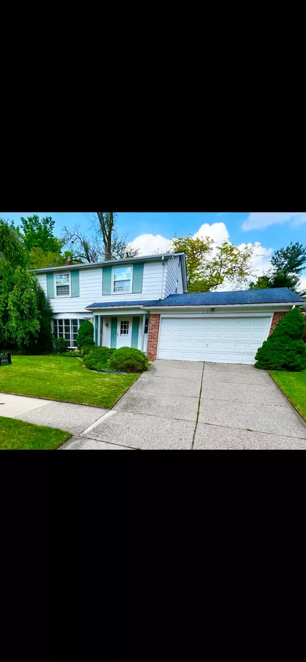 2867 PAGE Avenue, Ann Arbor, MI 48104 6915