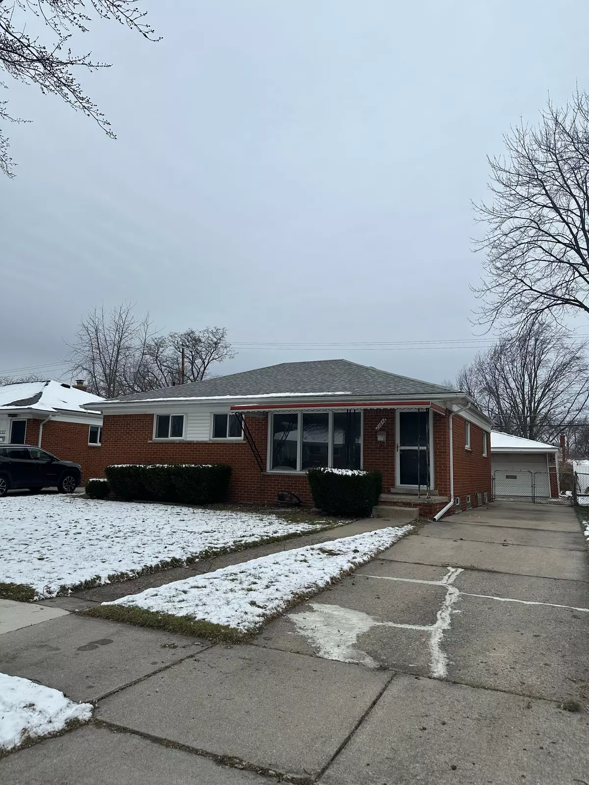 Saint Clair Shores, MI 48082 1254,21543 SHARE Street