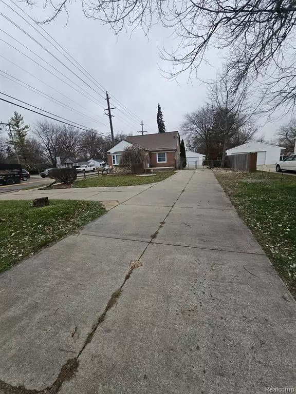 Warren, MI 48089 1437,26035 SCHOENHERR Road