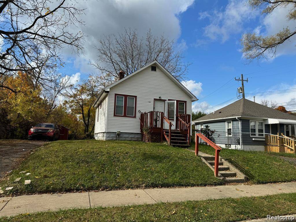 148 RUSSELL Street, Pontiac, MI 48342 3339