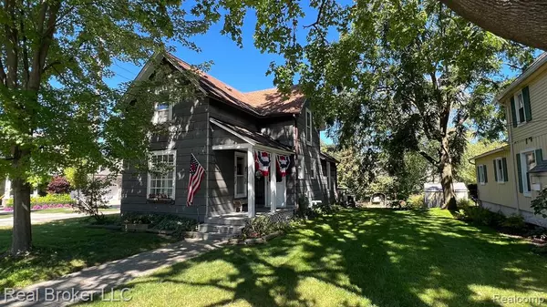 Rochester, MI 48307 1407,164 ALBERTSON Street