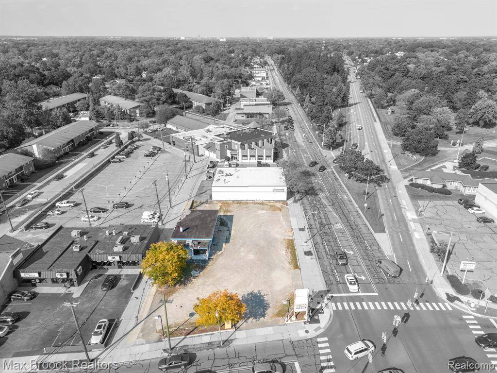 1005 N Main Street, Royal Oak, MI 48067