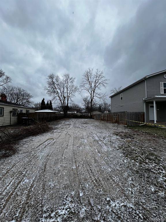 20255 RENSELLOR Street,  Livonia,  MI 48152 2439