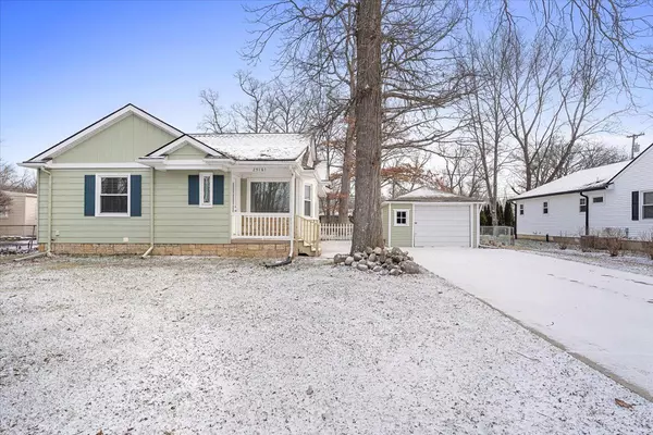 25161 MERIDIAN Road, Grosse Ile, MI 48138 1632