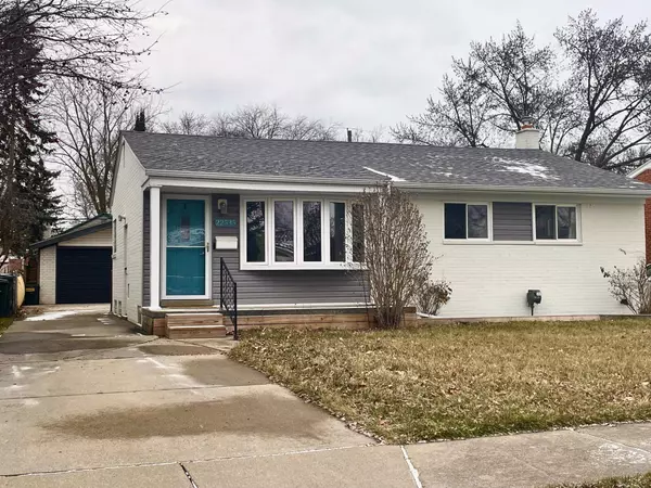 22535 Socia Street, Saint Clair Shores, MI 48082 3103