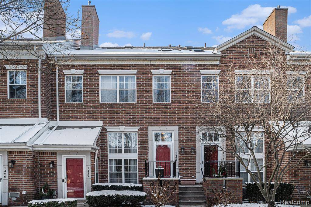 1425 CHESAPEAKE,  Royal Oak,  MI 48067 4505