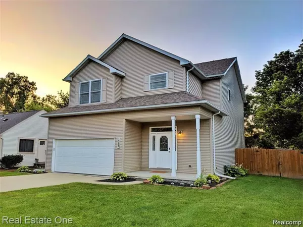 2043 VERMONT Drive, Troy, MI 48083 2537
