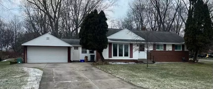 Clinton Township, MI 48036 1531,39361 ELIOT Street