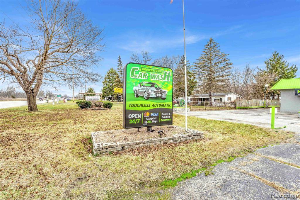 20690 TELEGRAPH Road, Romulus, MI 48174 9732