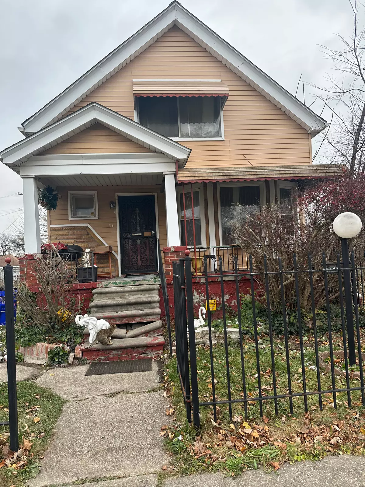 Detroit, MI 48213 3086,5144 COOPER Street