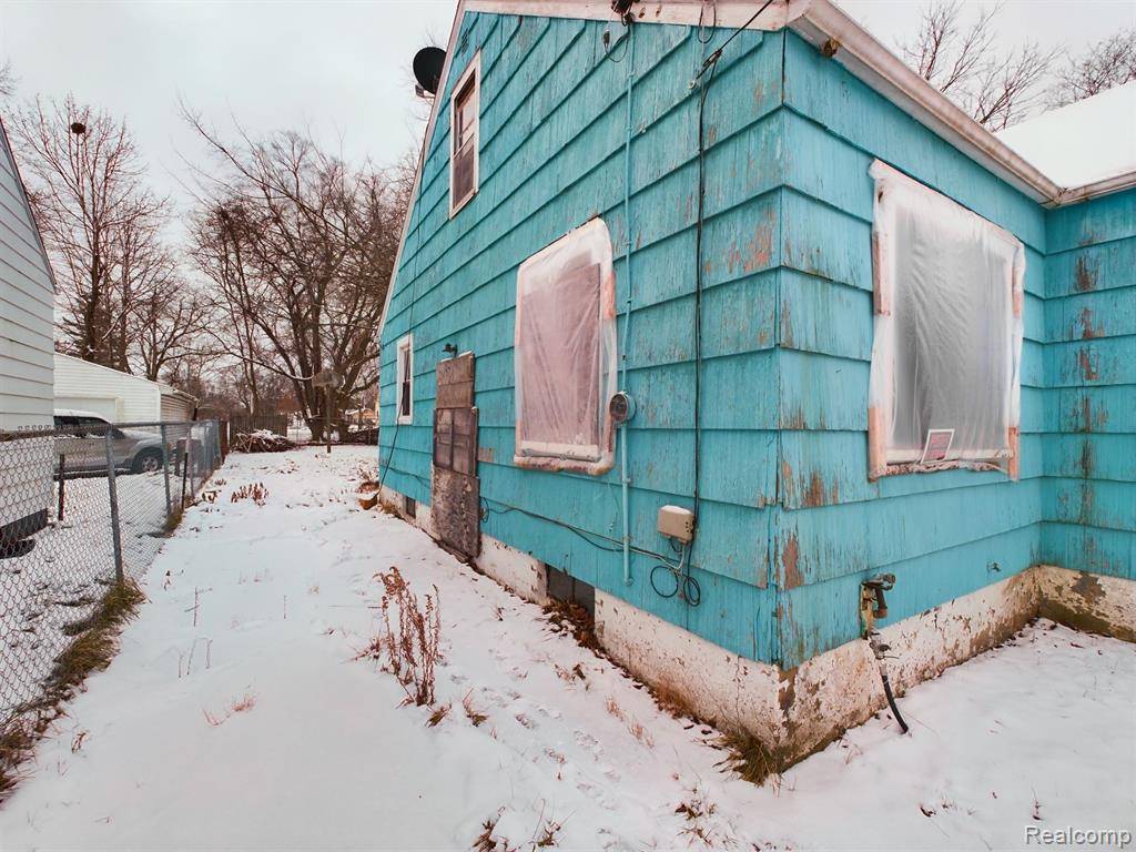 Flint, MI 48505 3418,154 E STEWART Avenue