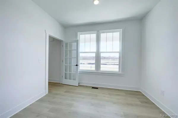 Howell, MI 48843,681 ROUND ROCK Lane