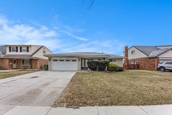 4238 Angeline Drive, Sterling Heights, MI 48310 5002