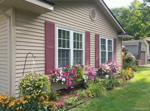 Troy, MI 48085 4849,817 RANDALL Drive