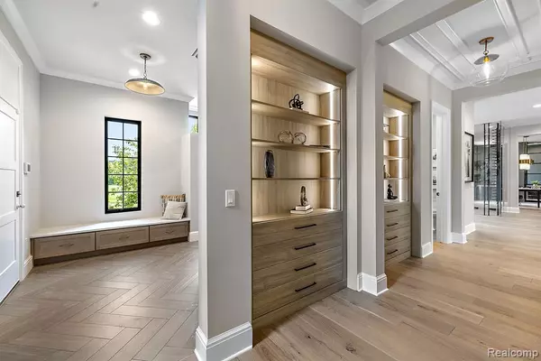 Ann Arbor, MI 48105,4995 Saddleridge Trail