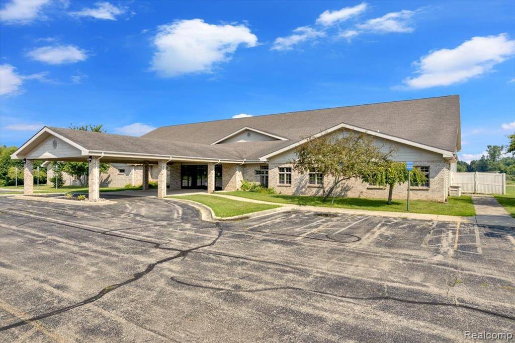 4411 NEWARK Road, Attica, MI 48412 9647